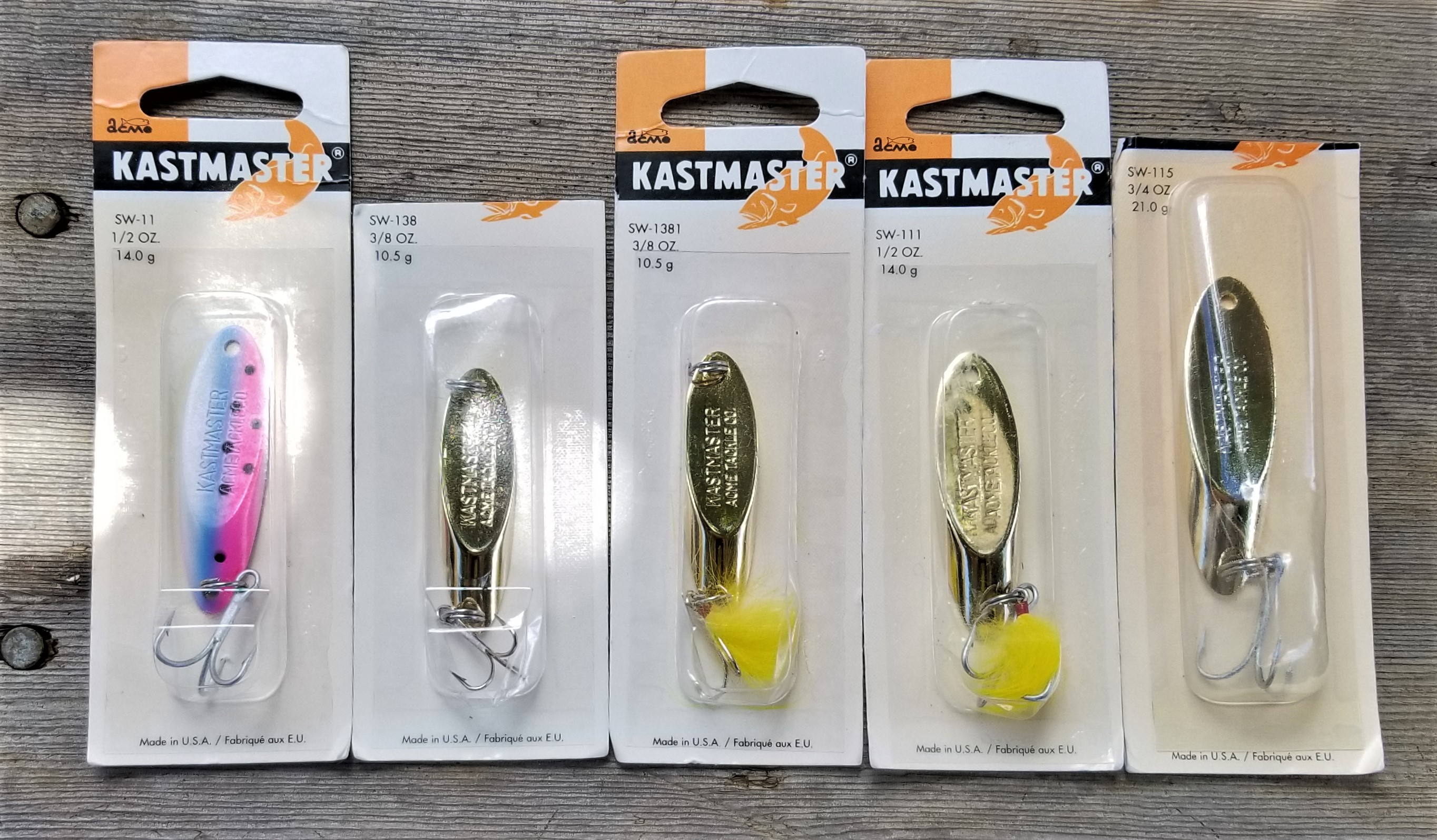 Acme Kastmaster - Gold with bucktail 1/2 oz - Hawaii Nearshore Fishing